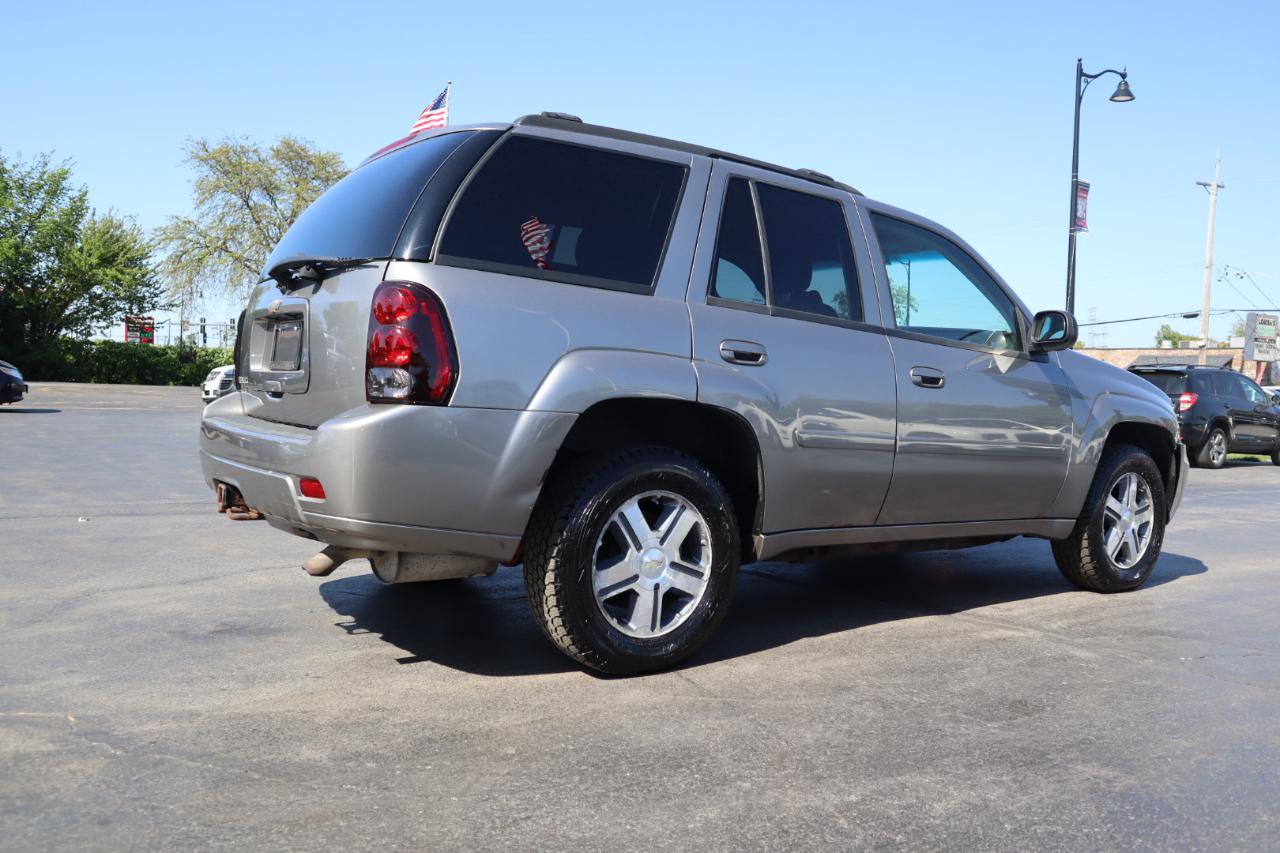 Used 2007 Chevrolet TrailBlazer LT w/ LT Preferred Equipment Group AWD/4WD image 5