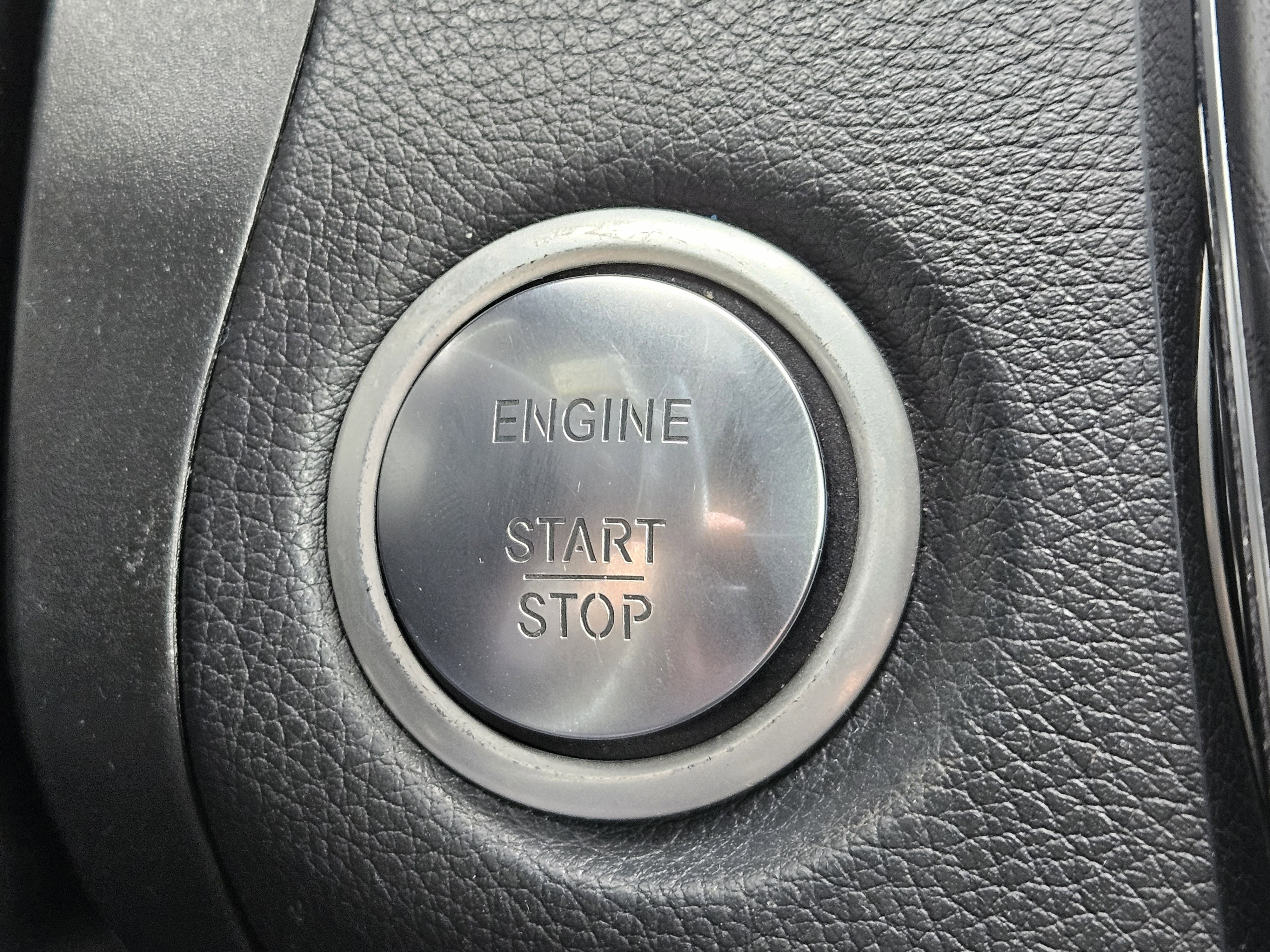 Used 2019 Mercedes-Benz GLC 300 image 21