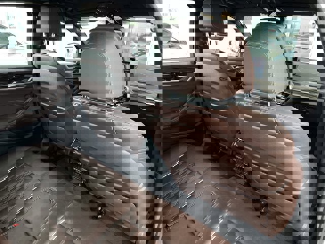 Used 2021 BMW 540i image 29