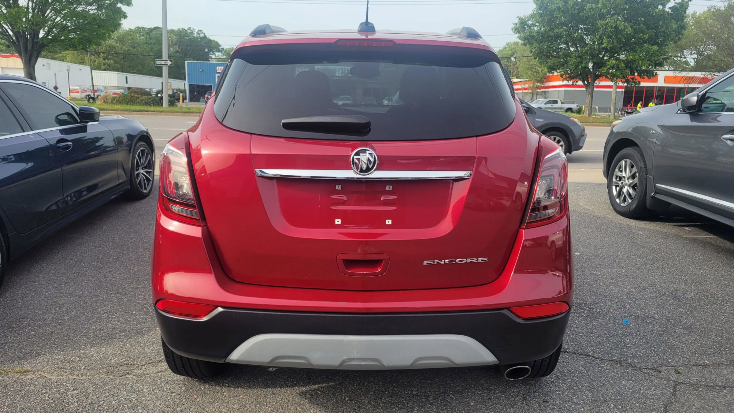 Used 2019 Buick Encore Essence image 3