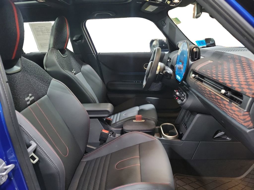 Used 2025 MINI Cooper S image 28