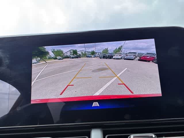Used 2026 Chevrolet Trax RS w/ Sunroof Package FWD image 32