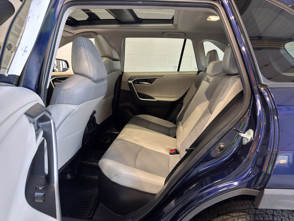 Used 2024 Toyota RAV4 Limited w/ Advanced Technology Package image 12