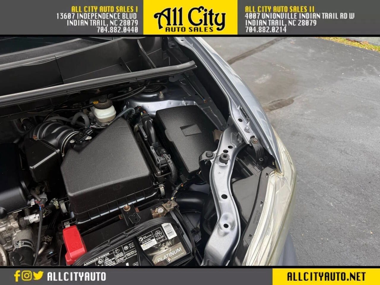 Used 2010 Scion xB image 35