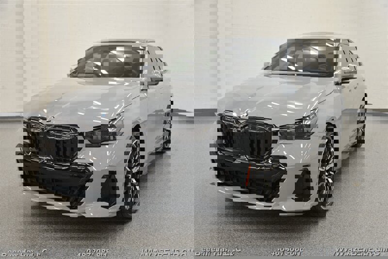 Used 2026 BMW 530i w/ M Sport Package image 2