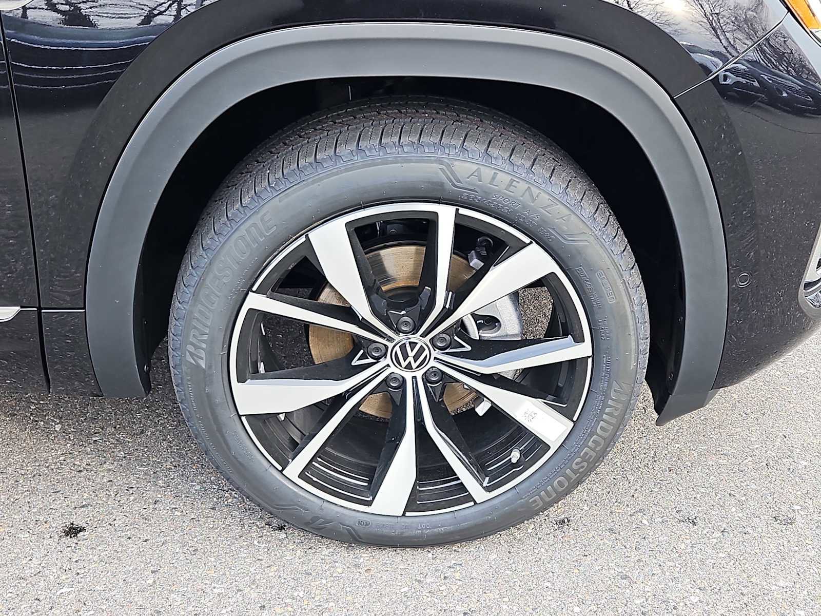 New 2026 Volkswagen Atlas SEL Premium R-Line image 3