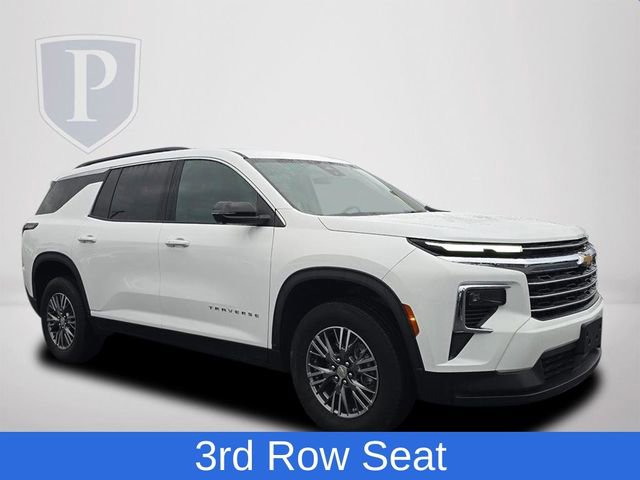 Certified 2024 Chevrolet Traverse LT image 2
