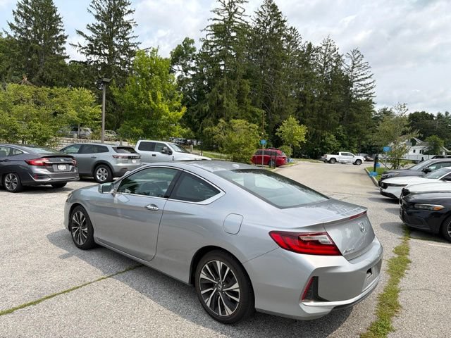 Used 2017 Honda Accord EX image 6
