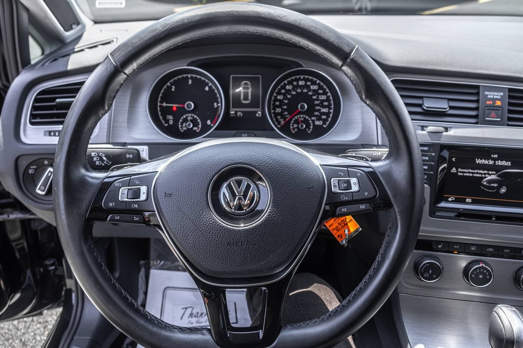 Used 2015 Volkswagen Golf TDI SE w/ Lighting Package FWD image 22