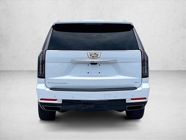 Certified 2026 Cadillac Escalade Luxury AWD/4WD image 4