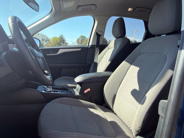 Used 2022 Ford Escape SE w/ Cold Weather Package FWD image 23