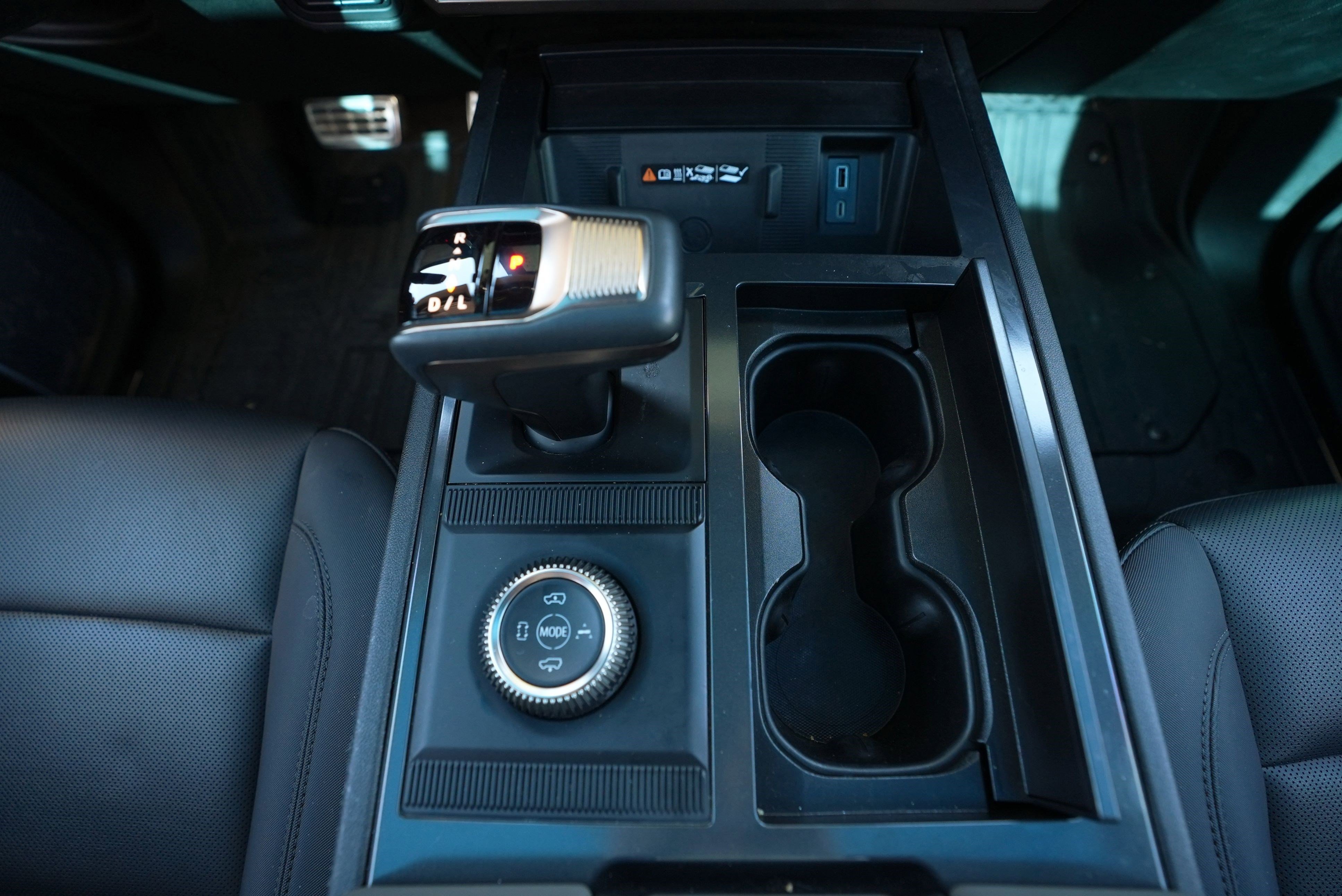 Used 2024 GMC Hummer EV 3X w/ LPO, Illumination Package image 19