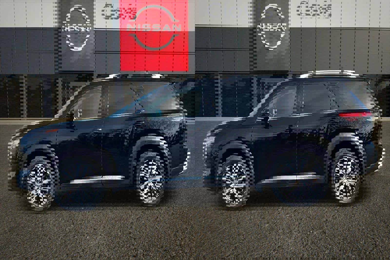 Certified 2024 Nissan Pathfinder Platinum w/ Cargo Package image 6