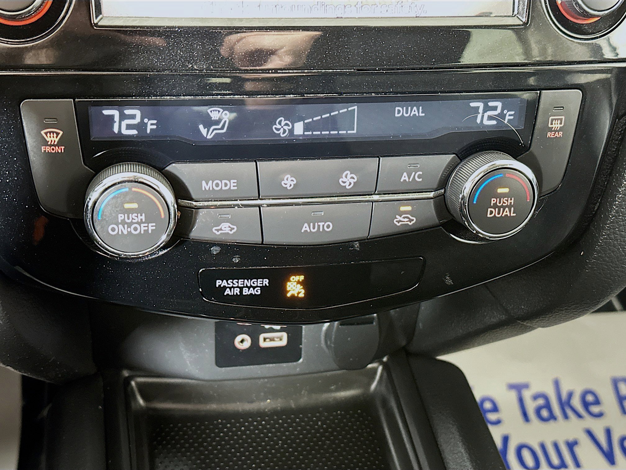 Used 2019 Nissan Rogue SV image 15