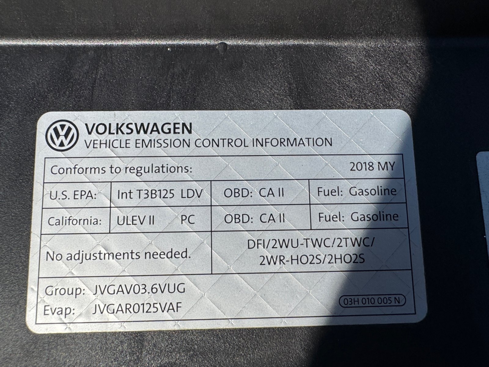 Used 2018 Volkswagen Passat 3.6 FWD image 17