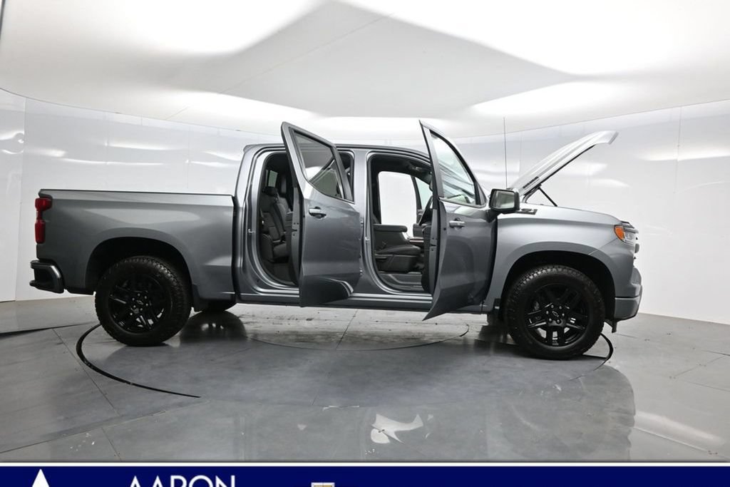Used 2026 Chevrolet Silverado 1500 RST AWD/4WD image 3