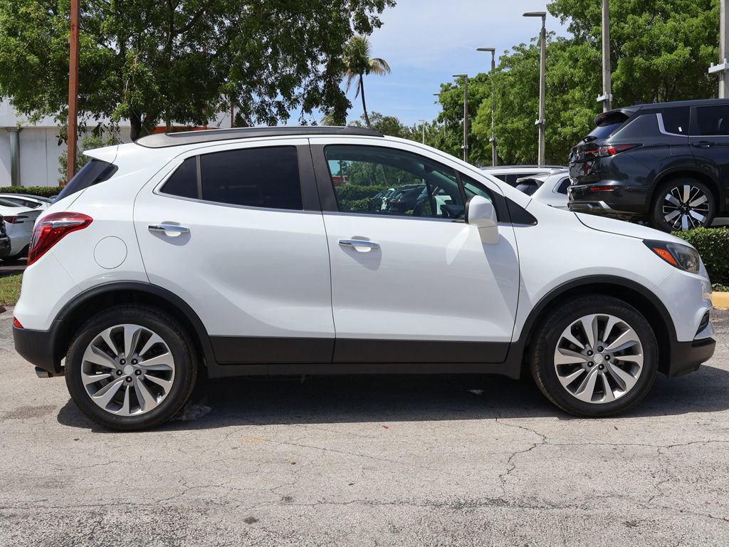 Used 2020 Buick Encore Preferred w/ Safety Package FWD image 15