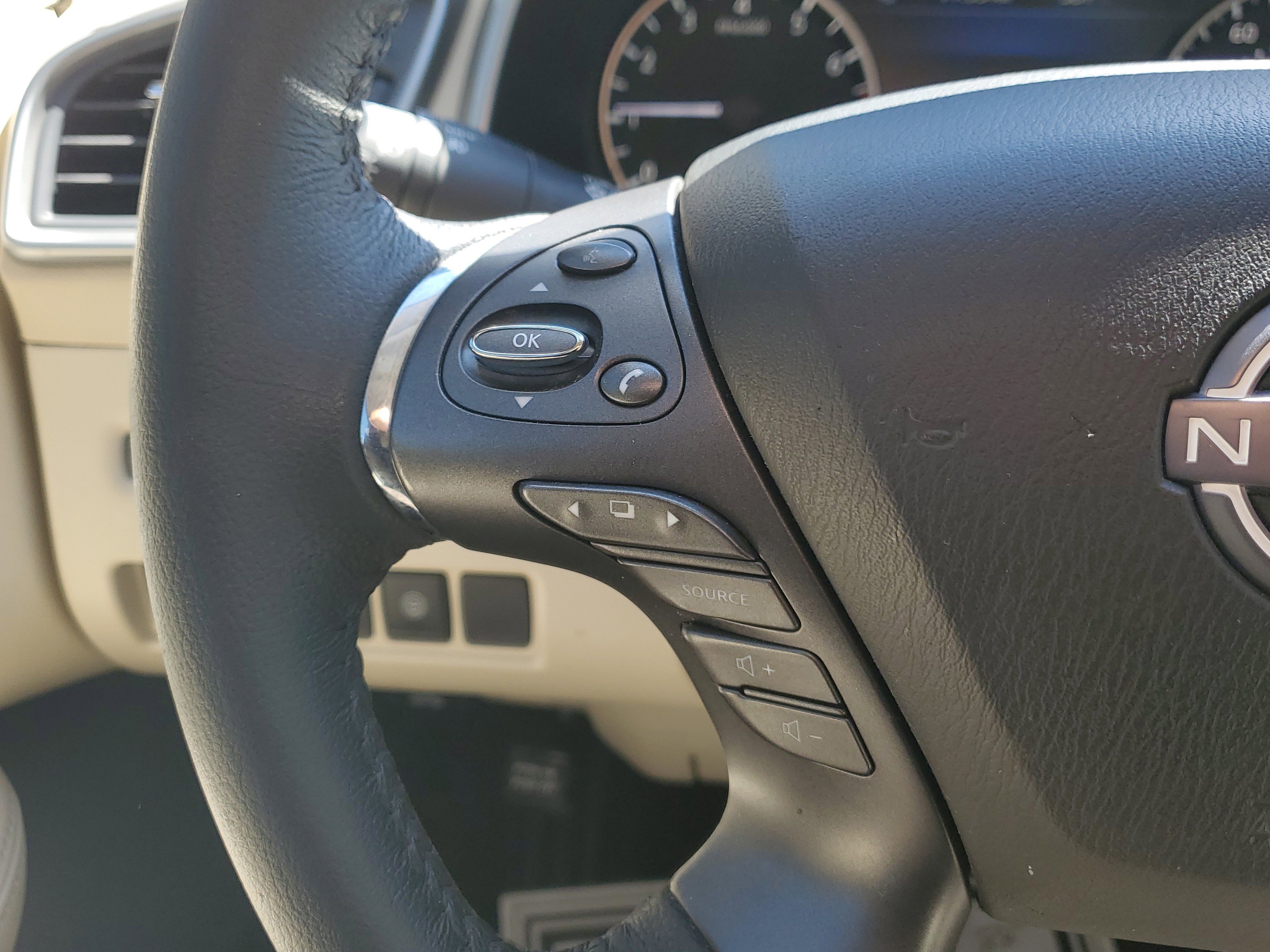 Certified 2023 Nissan Murano SV image 24