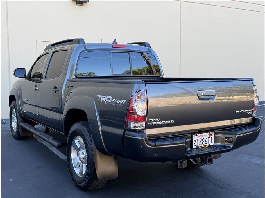 Used 2015 Toyota Tacoma PreRunner w/ TRD Sport Package RWD image 5