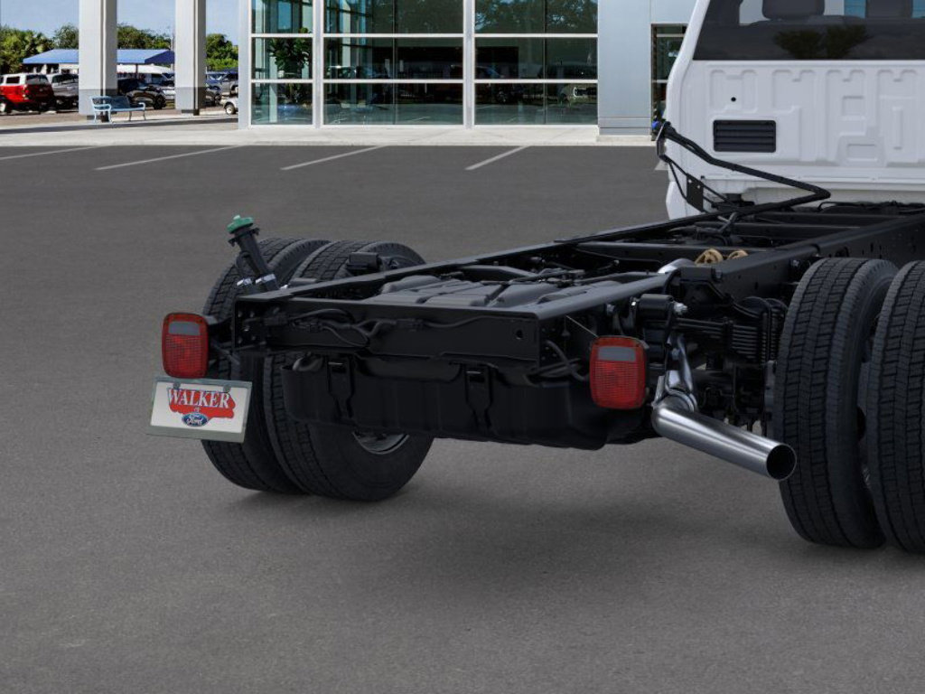 New 2025 Ford F550 4x4 Regular Cab Super Duty image 21