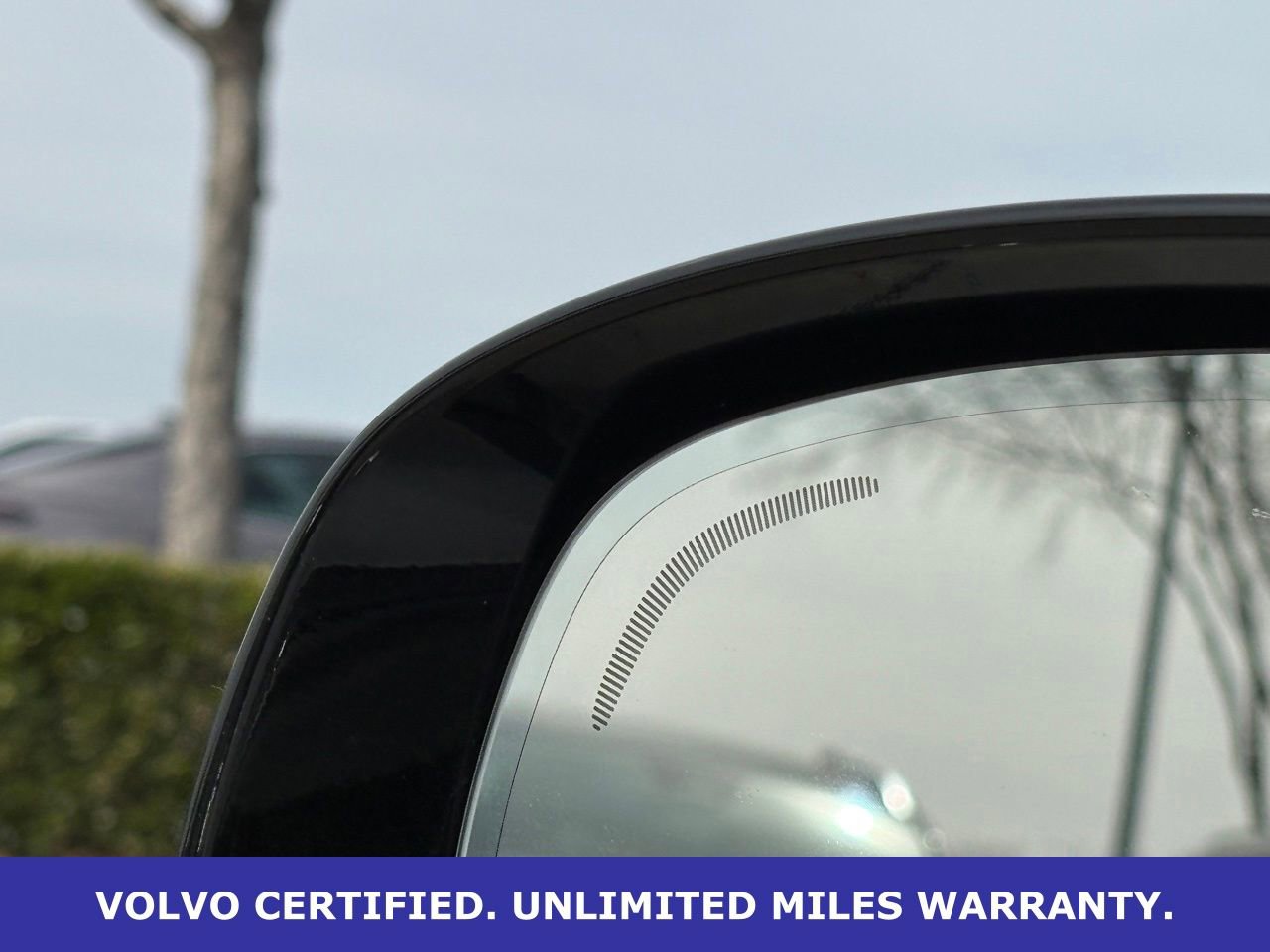 Certified 2025 Volvo XC60 B5 Core AWD/4WD image 12