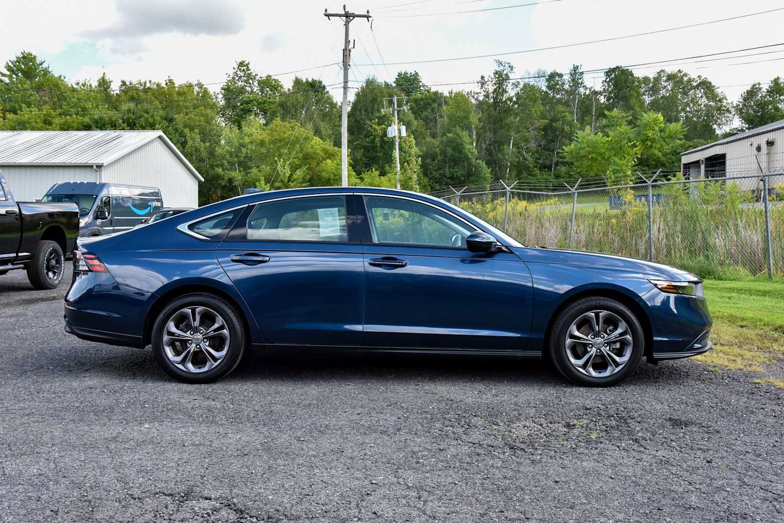 Used 2024 Honda Accord EX image 2