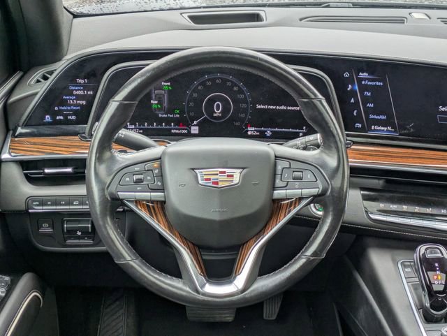 Used 2021 Cadillac Escalade ESV Premium Luxury image 15