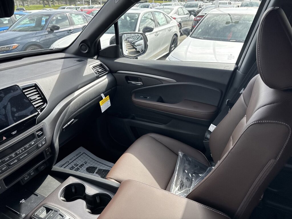 New 2025 Honda Ridgeline RTL+ image 8