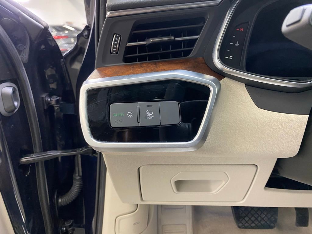 Used 2023 Audi A6 Premium Plus w/ Premium Plus Package image 29