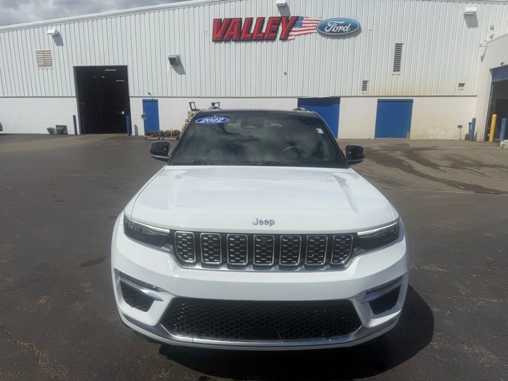 Used 2022 Jeep Grand Cherokee Summit AWD/4WD image 7