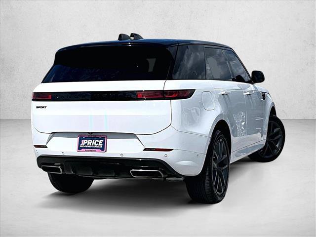 Used 2025 Land Rover Range Rover Sport Dynamic SE AWD/4WD image 2