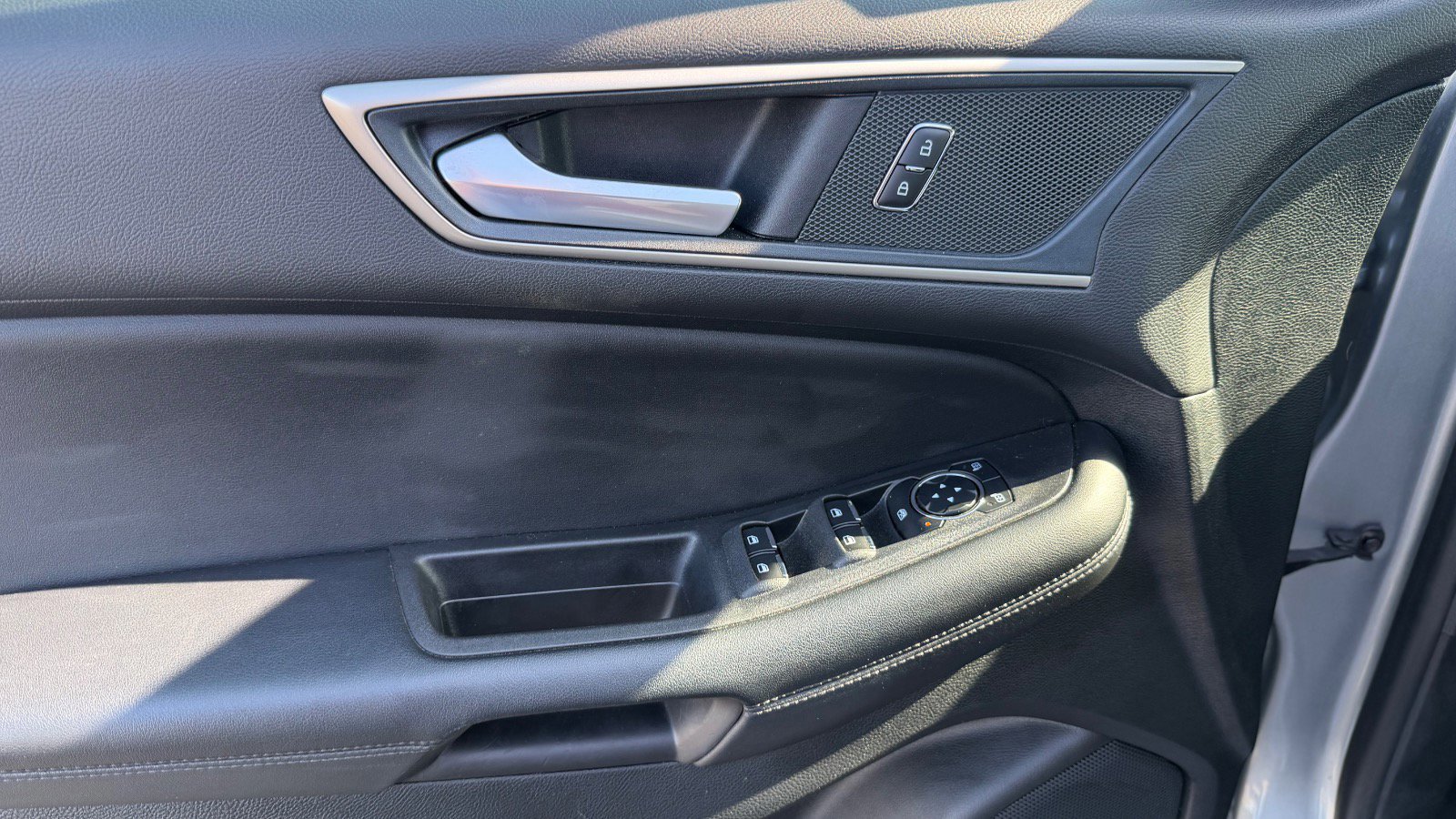 Certified 2024 Ford Edge SEL w/ Convenience Package image 23