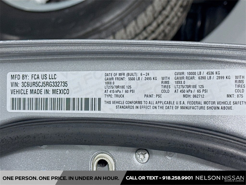 Used 2024 RAM 2500 Tradesman w/ Chrome Appearance Group image 31