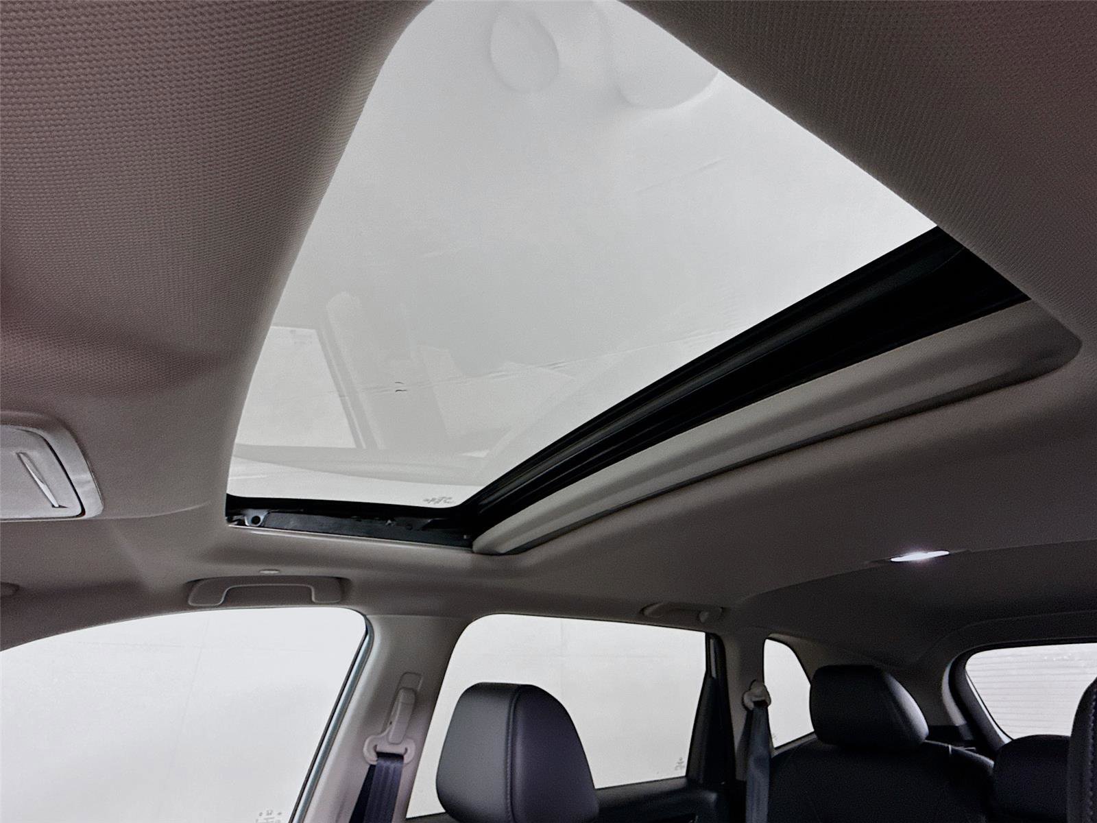 Used 2023 Honda CR-V EX-L image 14