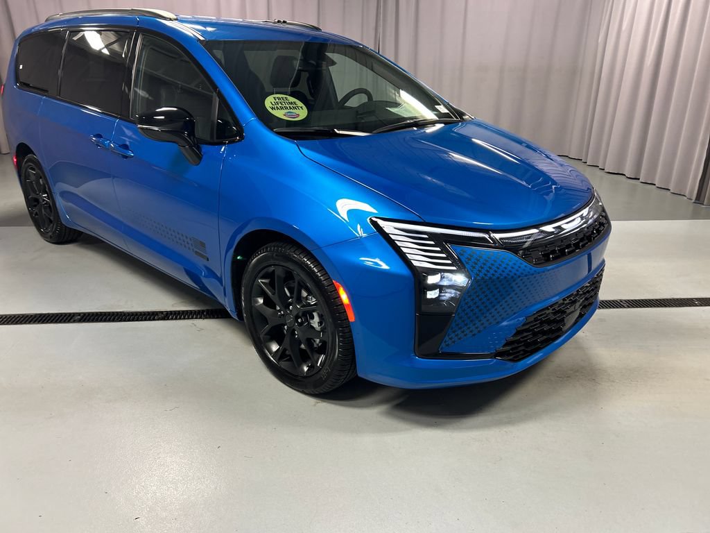 New 2027 Chrysler Pacifica Select