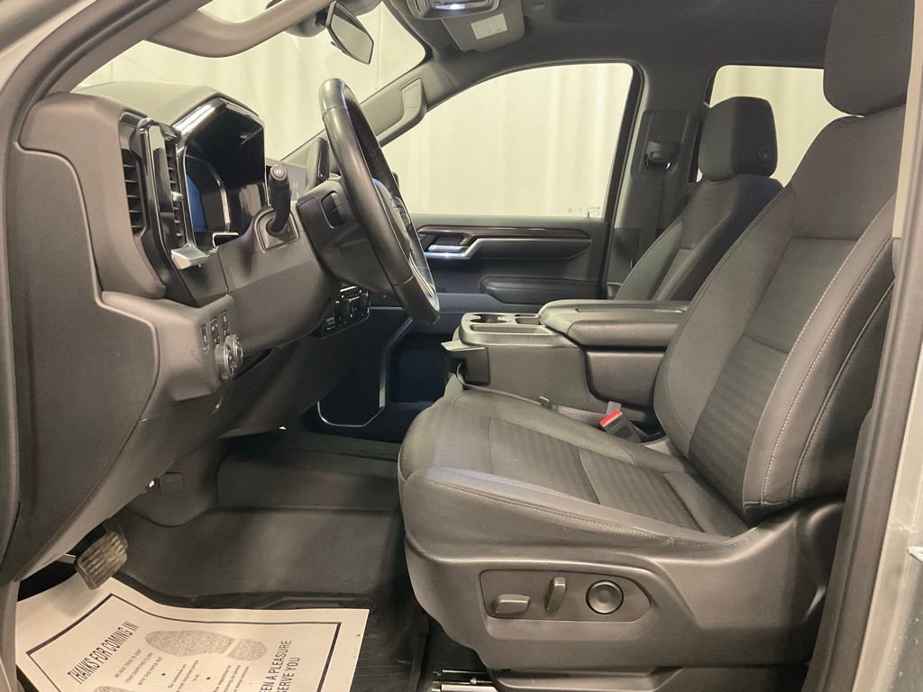 Used 2023 Chevrolet Silverado 1500 RST image 13