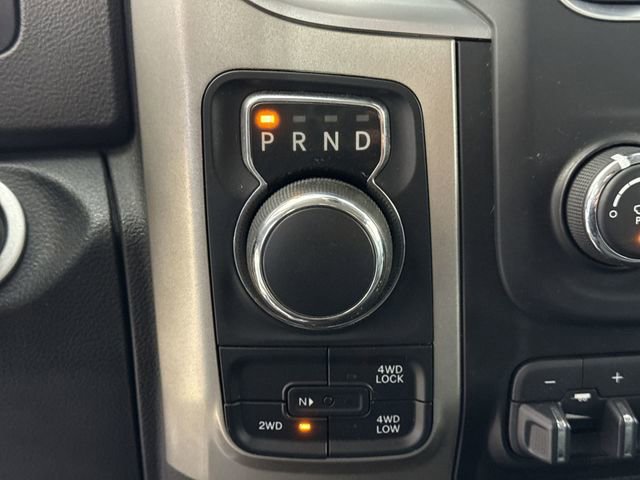 Used 2017 RAM 1500 Classic SLT AWD/4WD image 17