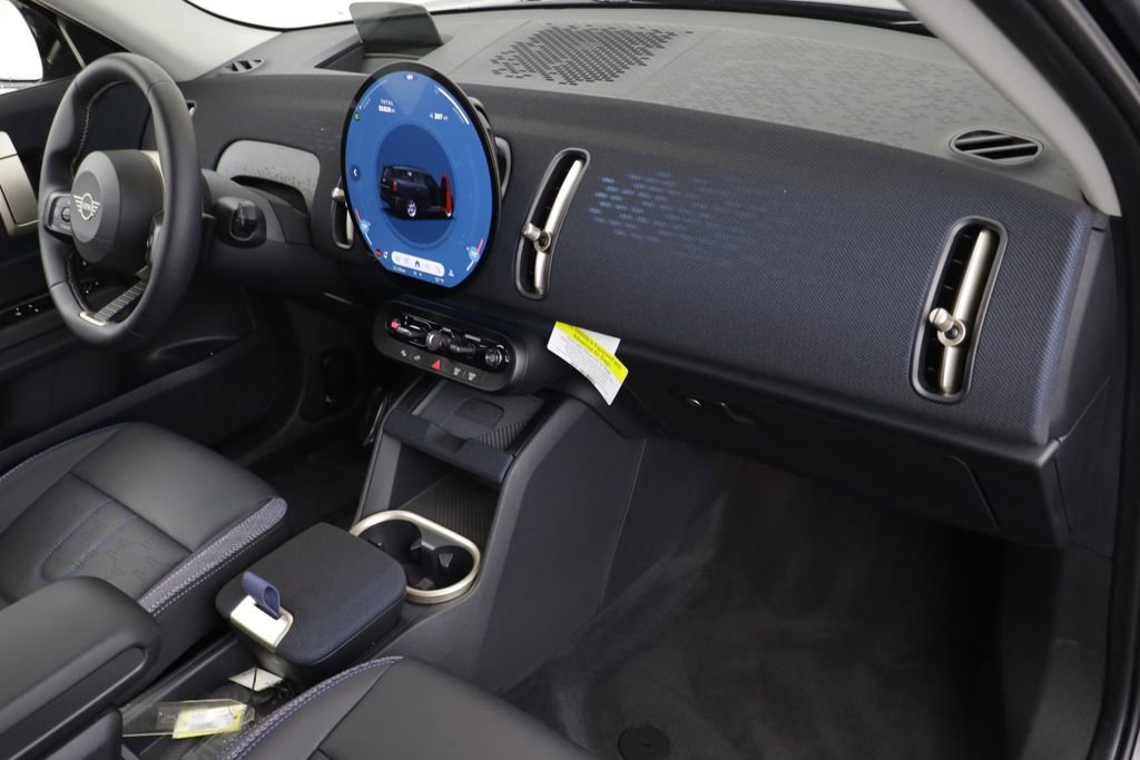 Used 2025 MINI Cooper Countryman SE AWD/4WD image 18