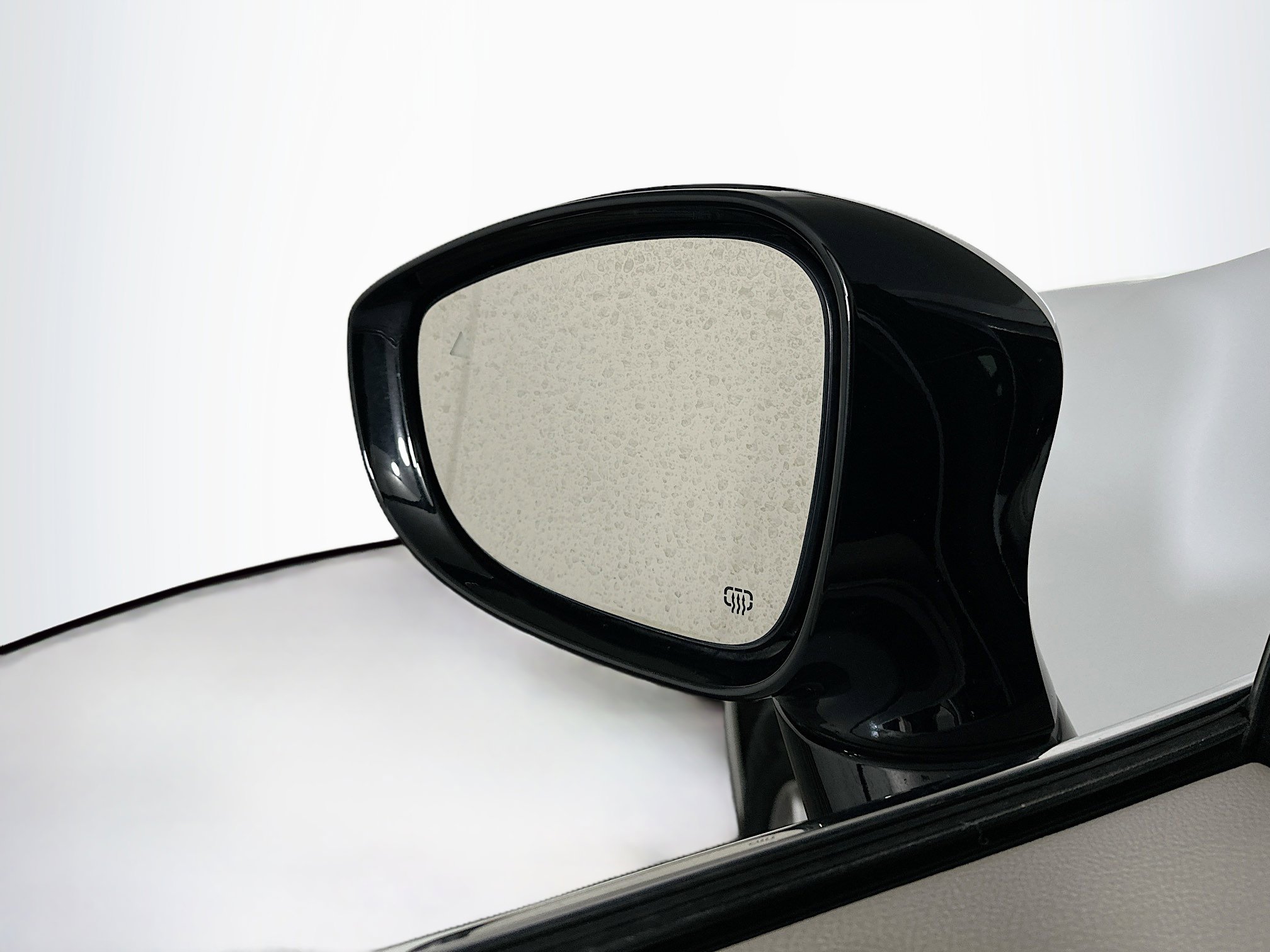 Used 2024 Chrysler Pacifica Touring-L FWD image 16