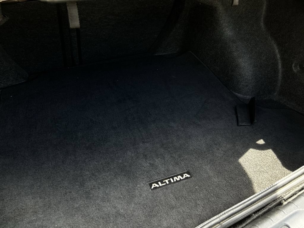 Used 2023 Nissan Altima 2.5 SV FWD image 32