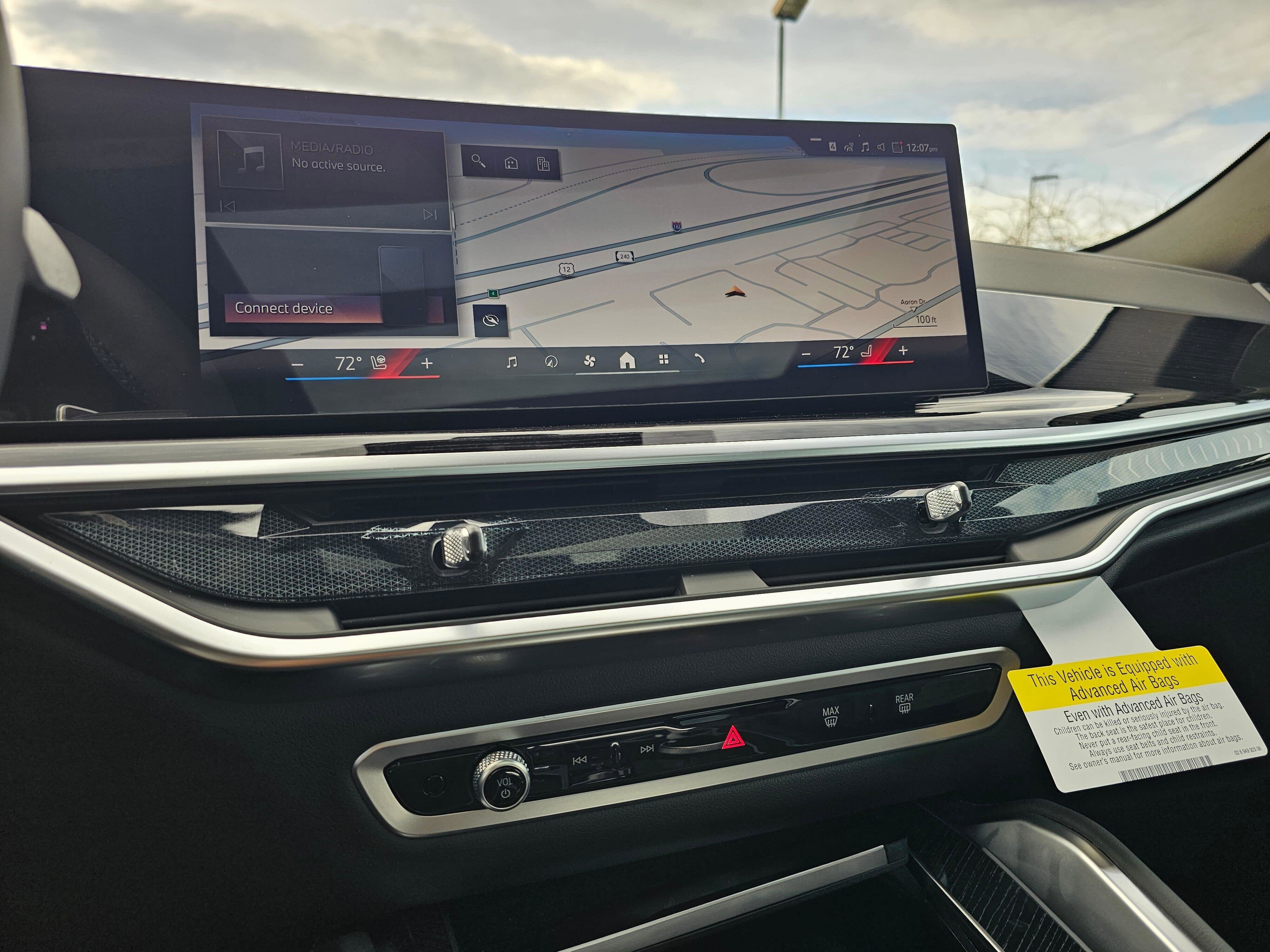 New 2026 BMW X6 xDrive40i w/ Executive Package image 19