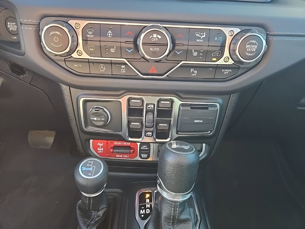 New 2025 Jeep Wrangler Unlimited Rubicon w/ Safety Group image 55