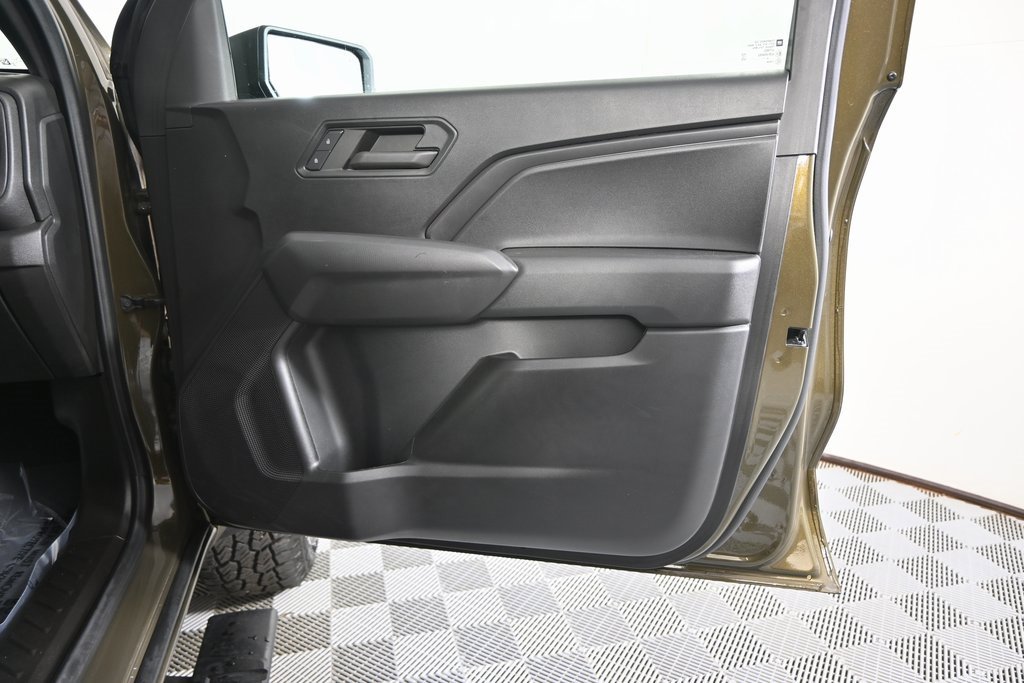 Used 2024 Chevrolet Colorado Trail Boss w/ Advanced Trailering Package image 13