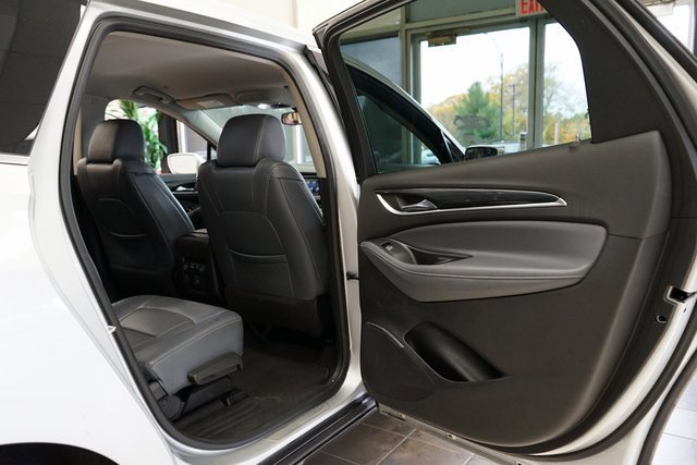 Used 2020 Buick Enclave Essence image 48