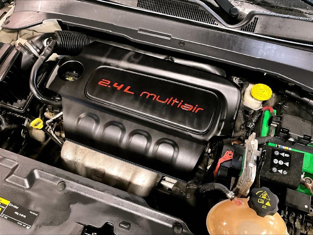 Used 2018 Jeep Compass Latitude w/ Popular Equipment Group AWD/4WD image 36