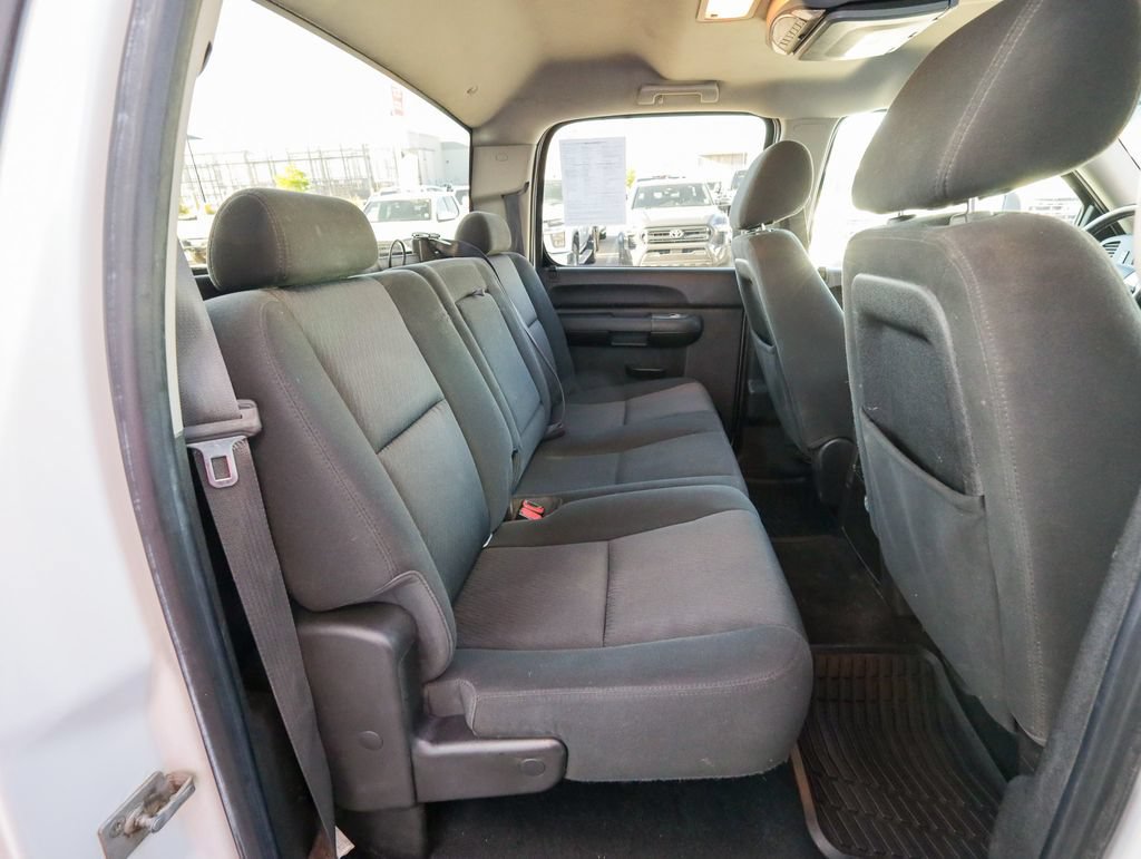 Used 2014 Chevrolet Silverado 2500 LT AWD/4WD image 27