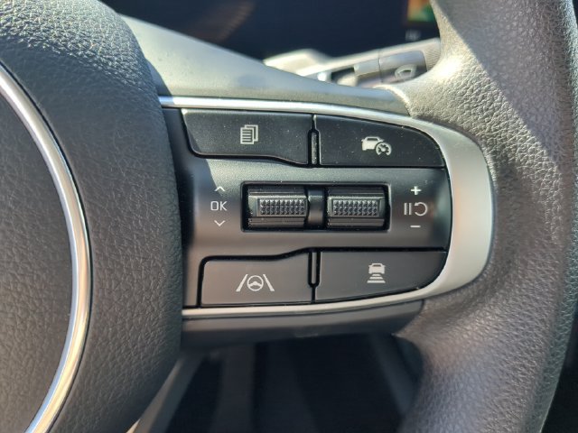 Used 2026 Kia K5 LXS FWD image 28