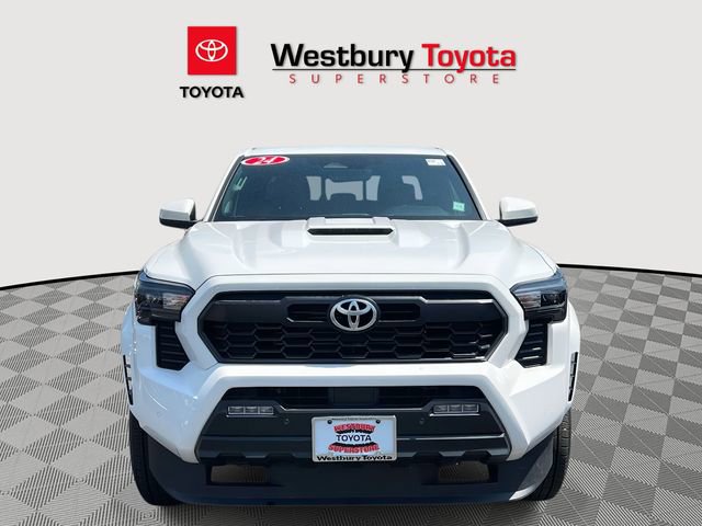 Used 2024 Toyota Tacoma TRD Sport w/ TRD Sport Upgrade Package image 3