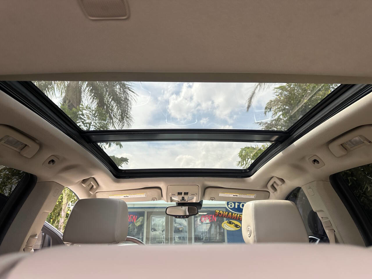 Used 2016 Cadillac SRX Luxury w/ Driver Awareness Package image 25