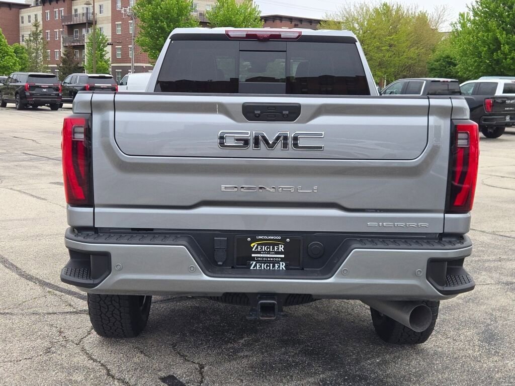 Used 2025 GMC Sierra 2500 Denali Ultimate w/ Max Trailering Package AWD/4WD image 15